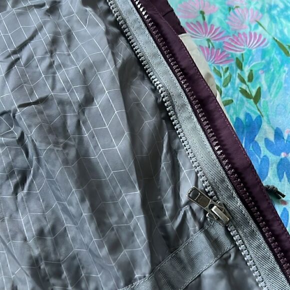 The North Face Jacket - M - Purple Gray - Picture 12 of 16